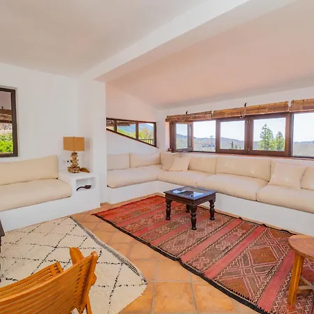 Cubo's Mountain View Casa Marling * Coin