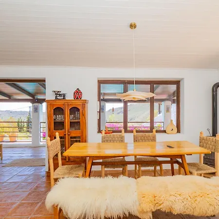 Holiday home Cubo's Mountain View Casa Marling Coin